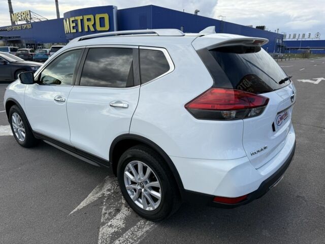 Белый Ниссан Rogue, объемом двигателя 2.5 л и пробегом 119 тыс. км за 12800 $, фото 3 на Automoto.ua