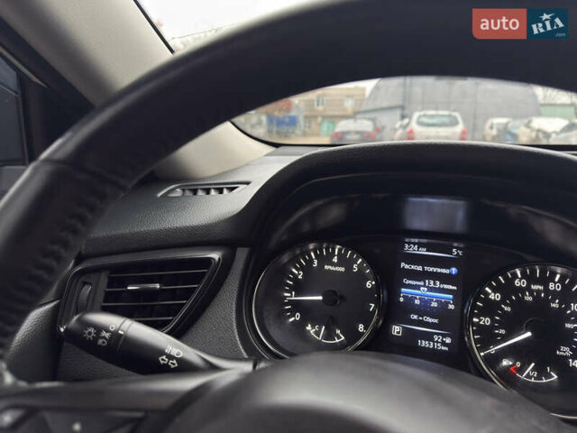 Белый Ниссан Rogue, объемом двигателя 2.49 л и пробегом 140 тыс. км за 11500 $, фото 20 на Automoto.ua