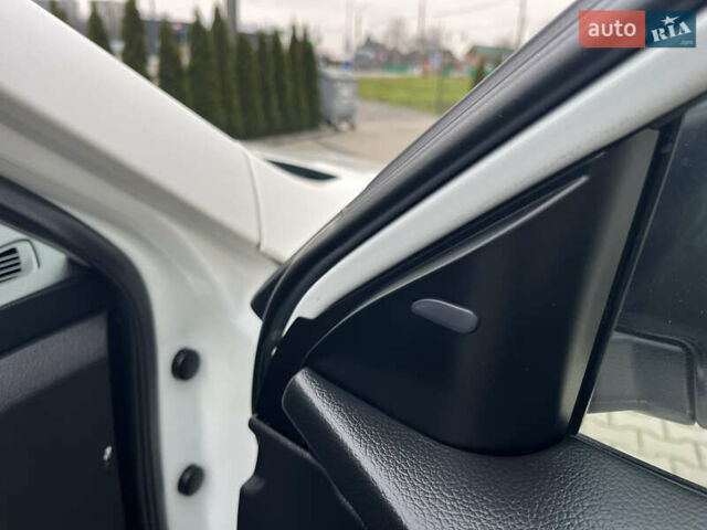 Белый Ниссан Rogue, объемом двигателя 2.5 л и пробегом 120 тыс. км за 14300 $, фото 33 на Automoto.ua