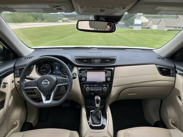 Білий Ніссан Rogue, об'ємом двигуна 2.5 л та пробігом 60 тис. км за 5800 $, фото 8 на Automoto.ua