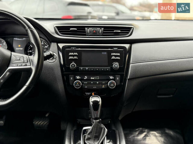 Белый Ниссан Rogue, объемом двигателя 2.49 л и пробегом 133 тыс. км за 13900 $, фото 46 на Automoto.ua