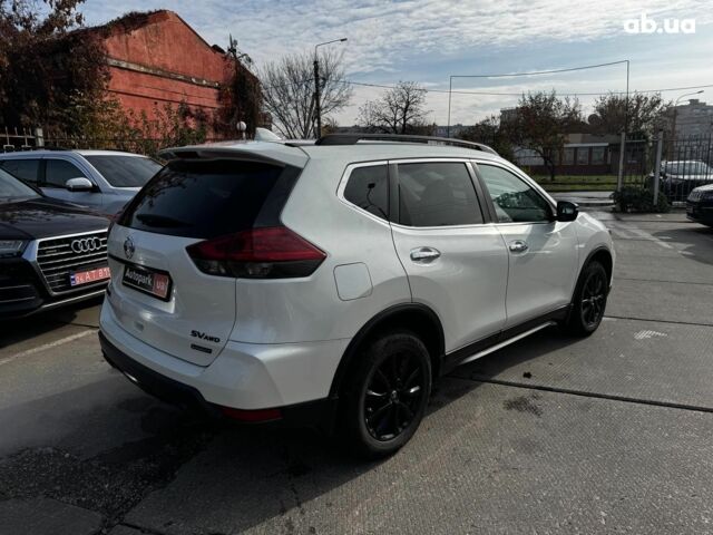 Белый Ниссан Rogue, объемом двигателя 2.5 л и пробегом 178 тыс. км за 14680 $, фото 6 на Automoto.ua