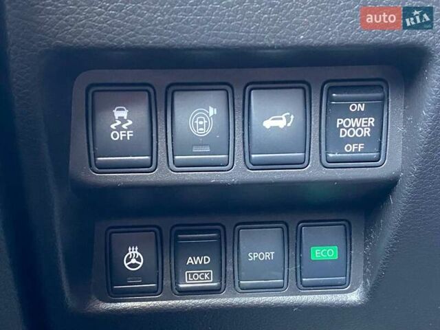 Белый Ниссан Rogue, объемом двигателя 2.49 л и пробегом 112 тыс. км за 14290 $, фото 22 на Automoto.ua