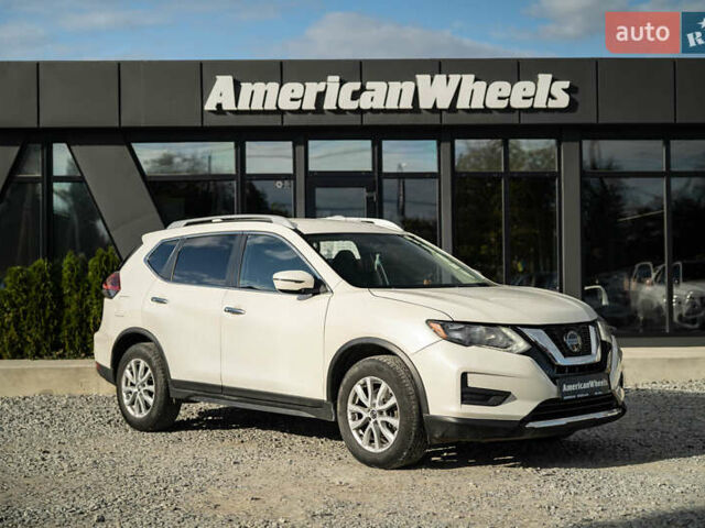 Белый Ниссан Rogue, объемом двигателя 2.49 л и пробегом 132 тыс. км за 14900 $, фото 2 на Automoto.ua