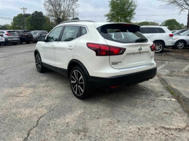 Белый Ниссан Rogue, объемом двигателя 2 л и пробегом 69 тыс. км за 6500 $, фото 2 на Automoto.ua