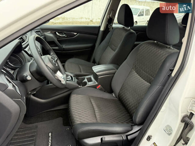 Білий Ніссан Rogue, об'ємом двигуна 2.5 л та пробігом 151 тис. км за 12950 $, фото 61 на Automoto.ua
