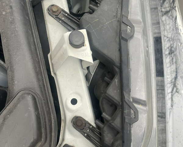 Белый Ниссан Rogue, объемом двигателя 2.49 л и пробегом 105 тыс. км за 16700 $, фото 31 на Automoto.ua