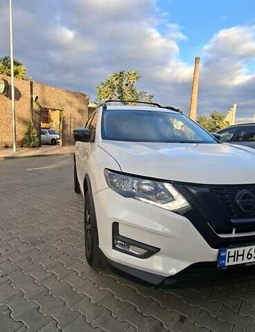 Білий Ніссан Rogue, об'ємом двигуна 2.49 л та пробігом 67 тис. км за 17400 $, фото 5 на Automoto.ua