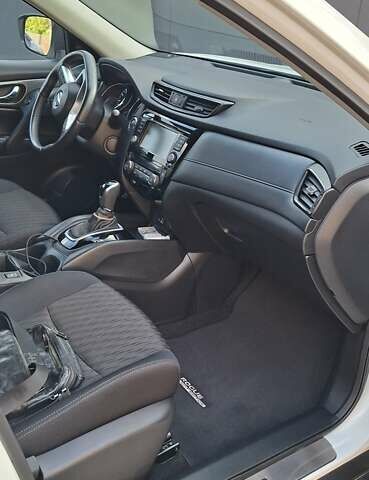 Білий Ніссан Rogue, об'ємом двигуна 2.49 л та пробігом 67 тис. км за 17400 $, фото 48 на Automoto.ua