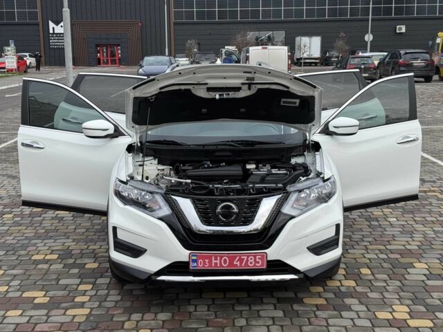 Белый Ниссан Rogue, объемом двигателя 2.5 л и пробегом 113 тыс. км за 14999 $, фото 14 на Automoto.ua