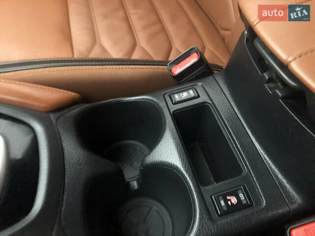 Белый Ниссан Rogue, объемом двигателя 2.49 л и пробегом 124 тыс. км за 17900 $, фото 15 на Automoto.ua