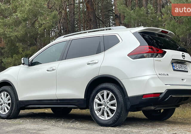 Белый Ниссан Rogue, объемом двигателя 0 л и пробегом 75 тыс. км за 17500 $, фото 16 на Automoto.ua