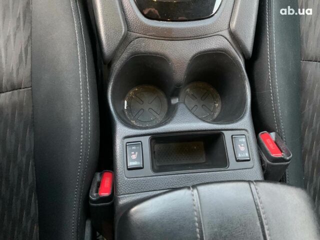 Белый Ниссан Rogue, объемом двигателя 2.5 л и пробегом 144 тыс. км за 14890 $, фото 34 на Automoto.ua