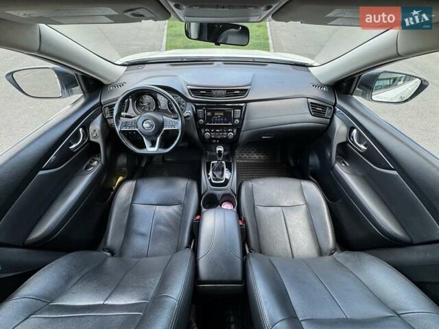 Белый Ниссан Rogue, объемом двигателя 2.49 л и пробегом 100 тыс. км за 15499 $, фото 17 на Automoto.ua