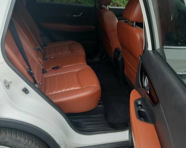 Белый Ниссан Rogue, объемом двигателя 2.49 л и пробегом 66 тыс. км за 13931 $, фото 16 на Automoto.ua