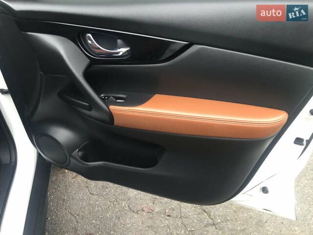 Белый Ниссан Rogue, объемом двигателя 2.49 л и пробегом 124 тыс. км за 17900 $, фото 19 на Automoto.ua