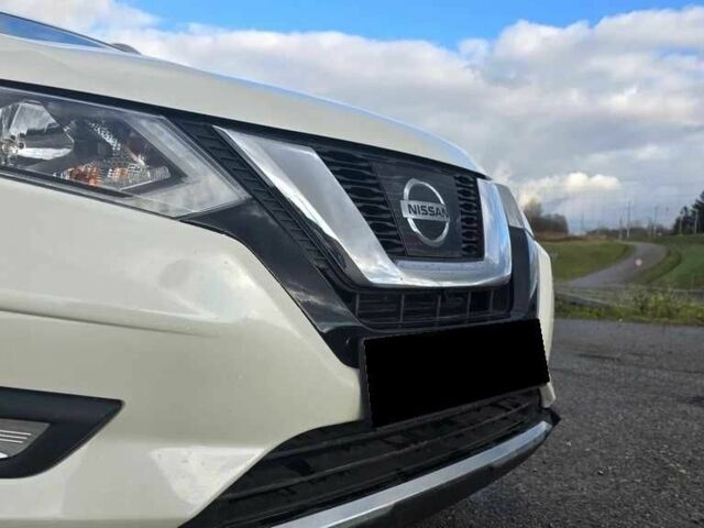 Белый Ниссан Rogue, объемом двигателя 0 л и пробегом 63 тыс. км за 10400 $, фото 14 на Automoto.ua