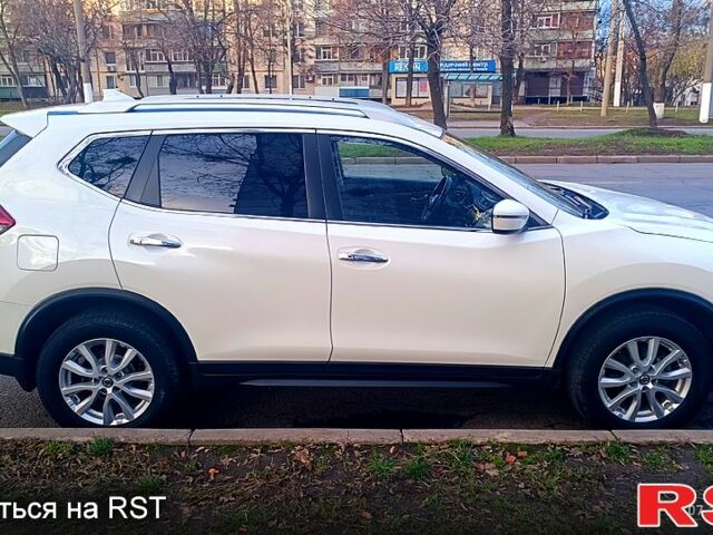 Білий Ніссан Rogue, об'ємом двигуна 2.5 л та пробігом 93 тис. км за 16200 $, фото 9 на Automoto.ua