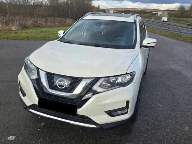 Белый Ниссан Rogue, объемом двигателя 0 л и пробегом 63 тыс. км за 10400 $, фото 4 на Automoto.ua