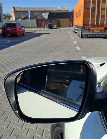 Білий Ніссан Rogue, об'ємом двигуна 2.49 л та пробігом 67 тис. км за 17400 $, фото 40 на Automoto.ua