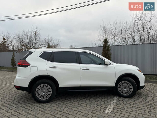 Белый Ниссан Rogue, объемом двигателя 2.5 л и пробегом 50 тыс. км за 16499 $, фото 23 на Automoto.ua