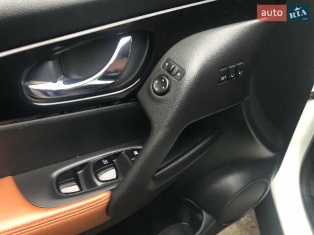 Белый Ниссан Rogue, объемом двигателя 2.49 л и пробегом 124 тыс. км за 17900 $, фото 34 на Automoto.ua