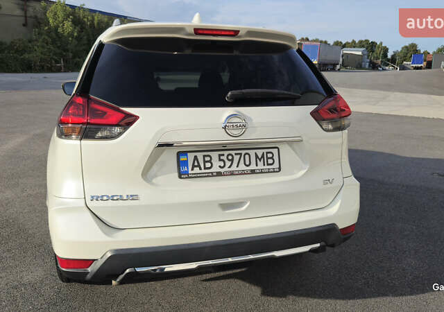 Белый Ниссан Rogue, объемом двигателя 2.49 л и пробегом 128 тыс. км за 15200 $, фото 6 на Automoto.ua