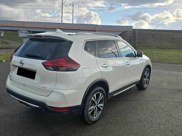 Белый Ниссан Rogue, объемом двигателя 0 л и пробегом 63 тыс. км за 10400 $, фото 7 на Automoto.ua