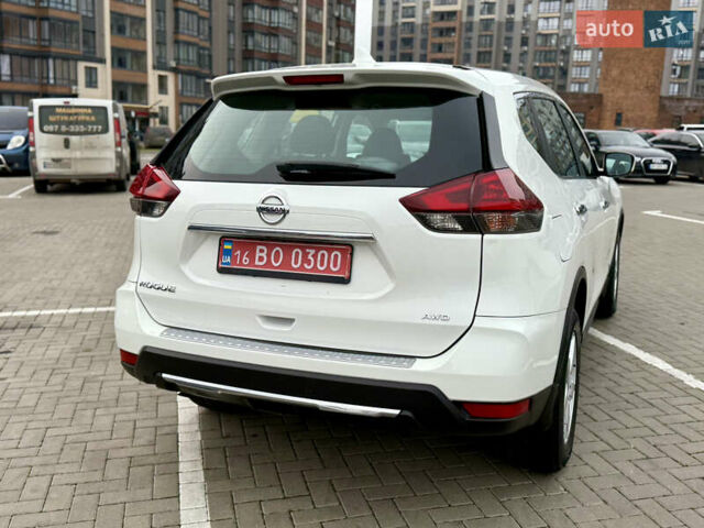 Белый Ниссан Rogue, объемом двигателя 2.5 л и пробегом 151 тыс. км за 12900 $, фото 20 на Automoto.ua