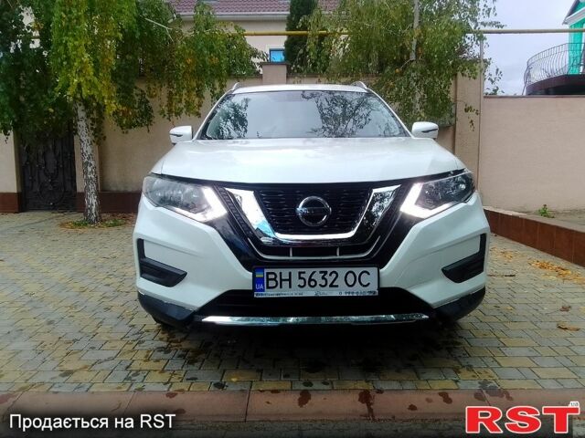 Белый Ниссан Rogue, объемом двигателя 2.5 л и пробегом 60 тыс. км за 17200 $, фото 1 на Automoto.ua