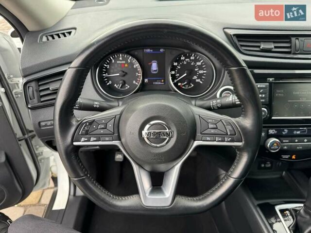 Белый Ниссан Rogue, объемом двигателя 2.5 л и пробегом 113 тыс. км за 14999 $, фото 31 на Automoto.ua