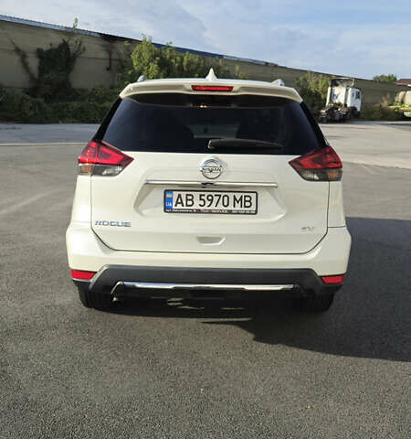 Белый Ниссан Rogue, объемом двигателя 2.49 л и пробегом 128 тыс. км за 15200 $, фото 1 на Automoto.ua