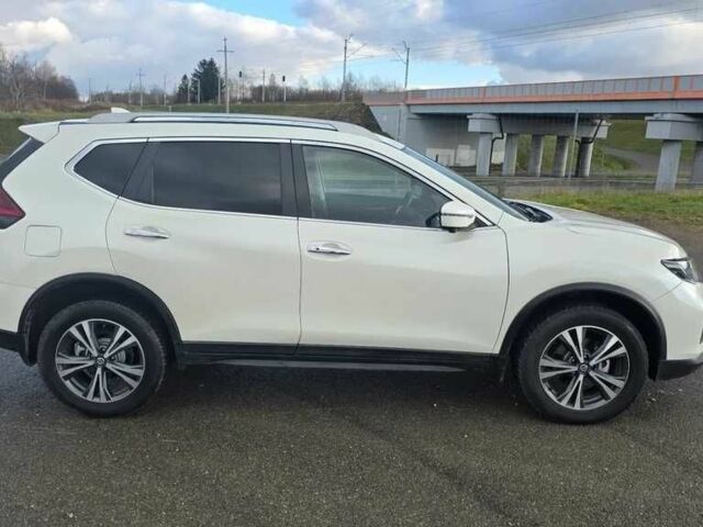 Белый Ниссан Rogue, объемом двигателя 0 л и пробегом 63 тыс. км за 10400 $, фото 6 на Automoto.ua