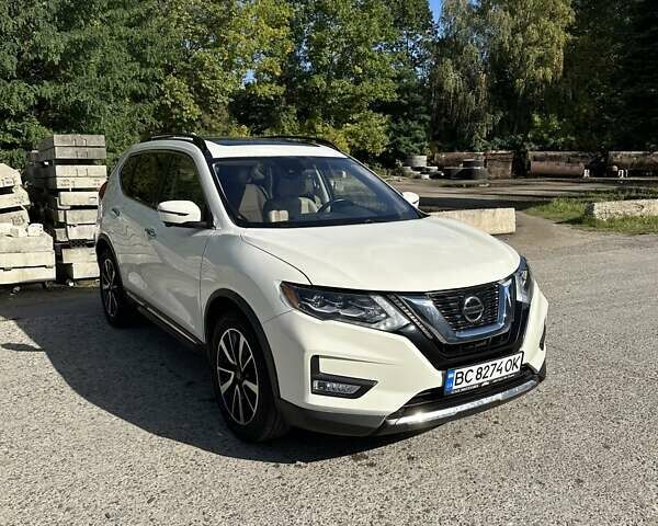 Белый Ниссан Rogue, объемом двигателя 2.49 л и пробегом 89 тыс. км за 18500 $, фото 8 на Automoto.ua