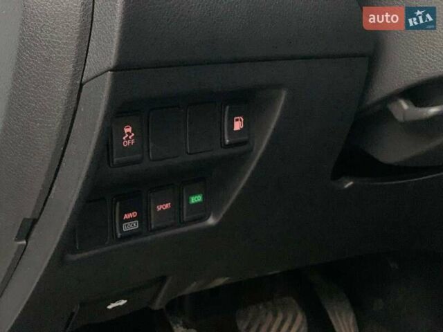 Белый Ниссан Rogue, объемом двигателя 2.5 л и пробегом 144 тыс. км за 14890 $, фото 28 на Automoto.ua