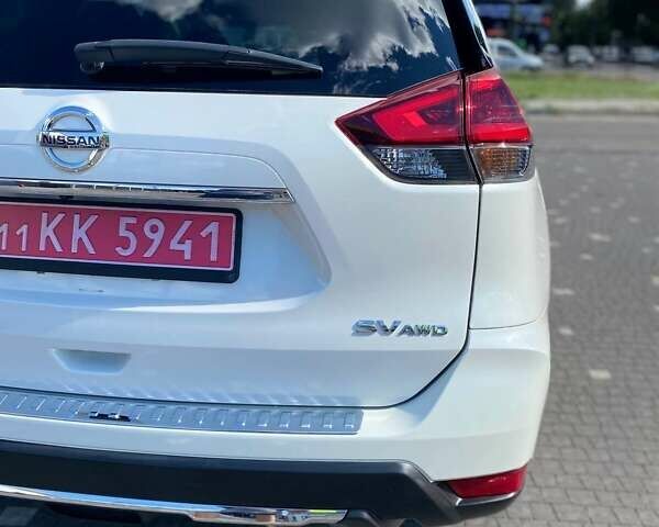 Білий Ніссан Rogue, об'ємом двигуна 2.49 л та пробігом 138 тис. км за 16500 $, фото 9 на Automoto.ua