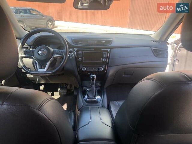 Білий Ніссан Rogue, об'ємом двигуна 2.49 л та пробігом 108 тис. км за 19100 $, фото 10 на Automoto.ua