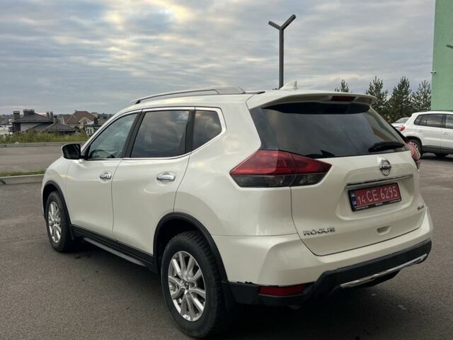 Белый Ниссан Rogue, объемом двигателя 2.5 л и пробегом 195 тыс. км за 13500 $, фото 1 на Automoto.ua