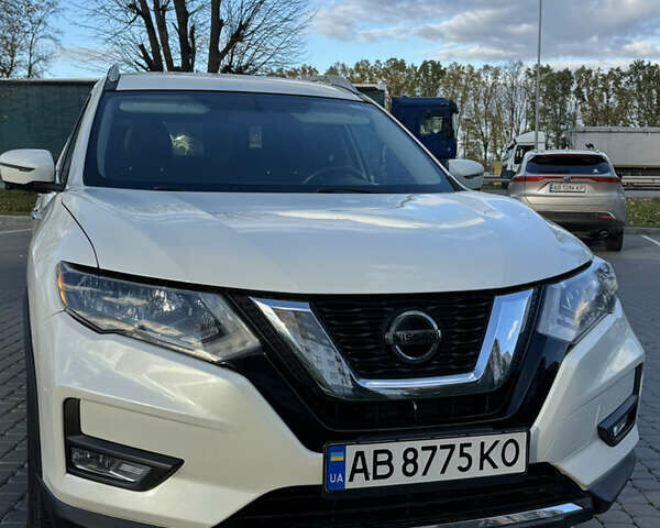 Белый Ниссан Rogue, объемом двигателя 2.49 л и пробегом 107 тыс. км за 15800 $, фото 8 на Automoto.ua