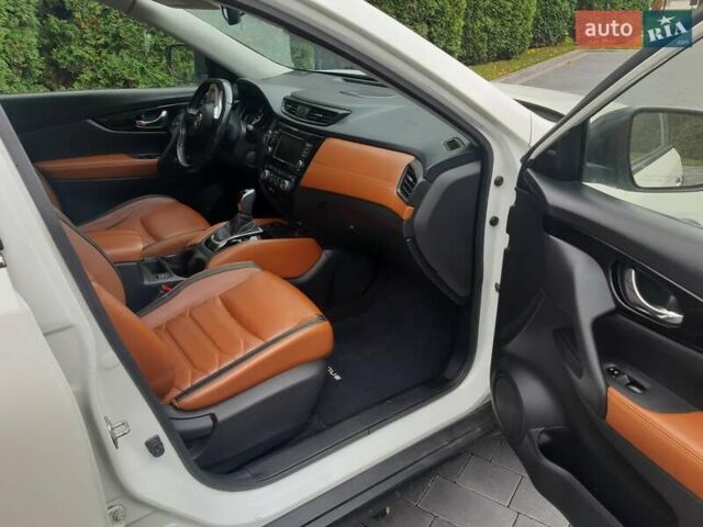 Белый Ниссан Rogue, объемом двигателя 2.49 л и пробегом 66 тыс. км за 13931 $, фото 15 на Automoto.ua