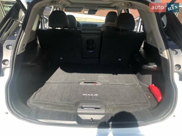 Білий Ніссан Rogue, об'ємом двигуна 2.49 л та пробігом 108 тис. км за 19100 $, фото 22 на Automoto.ua