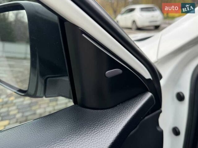 Белый Ниссан Rogue, объемом двигателя 2.5 л и пробегом 113 тыс. км за 14999 $, фото 35 на Automoto.ua