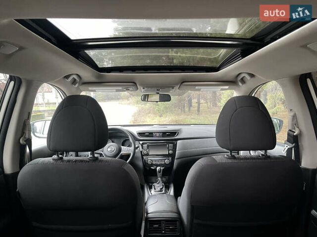 Белый Ниссан Rogue, объемом двигателя 0 л и пробегом 75 тыс. км за 17500 $, фото 40 на Automoto.ua