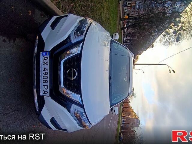 Білий Ніссан Rogue, об'ємом двигуна 2.5 л та пробігом 93 тис. км за 16200 $, фото 1 на Automoto.ua