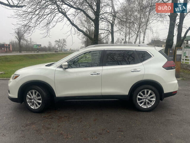 Белый Ниссан Rogue, объемом двигателя 2.49 л и пробегом 105 тыс. км за 16700 $, фото 1 на Automoto.ua