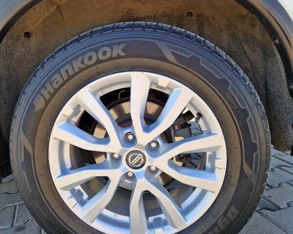 Белый Ниссан Rogue, объемом двигателя 2.49 л и пробегом 60 тыс. км за 16500 $, фото 25 на Automoto.ua