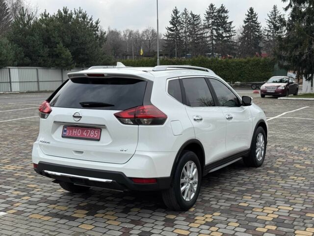 Белый Ниссан Rogue, объемом двигателя 2.5 л и пробегом 113 тыс. км за 14999 $, фото 7 на Automoto.ua