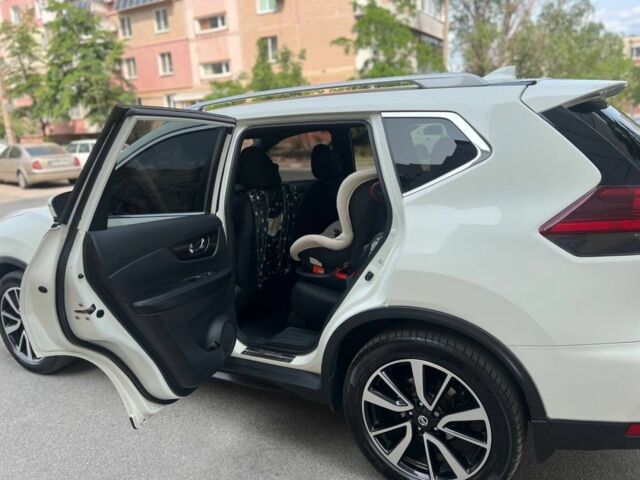 Білий Ніссан Rogue, об'ємом двигуна 2.5 л та пробігом 92 тис. км за 18700 $, фото 8 на Automoto.ua