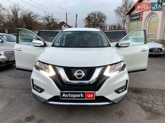 Белый Ниссан Rogue, объемом двигателя 2.5 л и пробегом 144 тыс. км за 14890 $, фото 15 на Automoto.ua