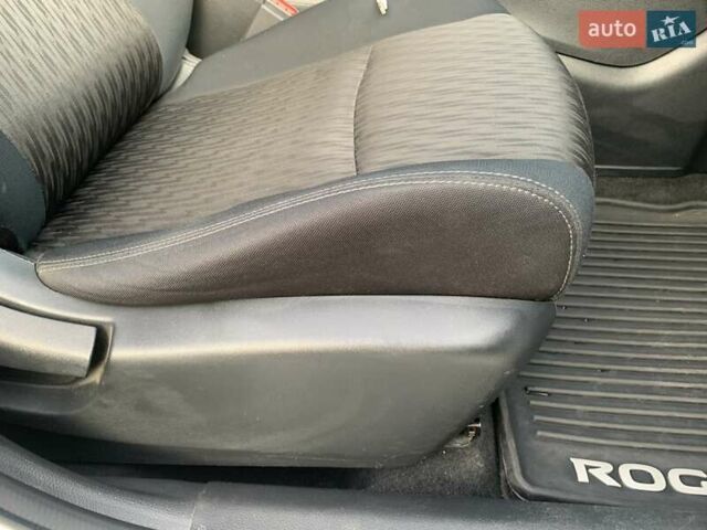 Білий Ніссан Rogue, об'ємом двигуна 2.49 л та пробігом 139 тис. км за 14800 $, фото 30 на Automoto.ua